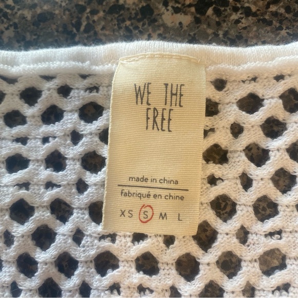 We The Free- Sweater- White-Oversized-V Neck-Stretchy-Lose Knit Size Small - Picture 5 of 5